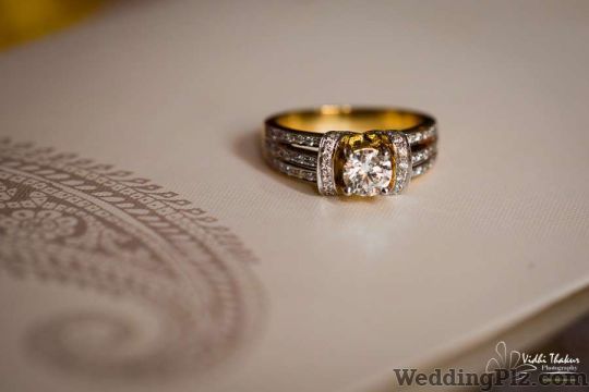 Vidhi and Tushar Photography Photographers and Videographers weddingplz