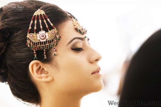 Vidhi and Tushar Photography Photographers and Videographers weddingplz