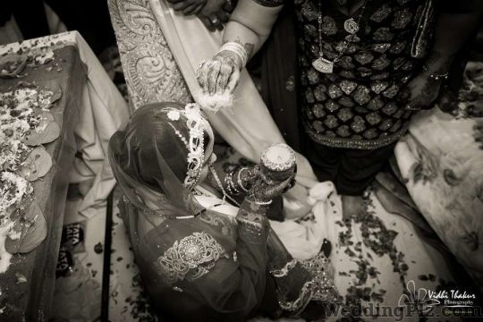 Vidhi and Tushar Photography Photographers and Videographers weddingplz