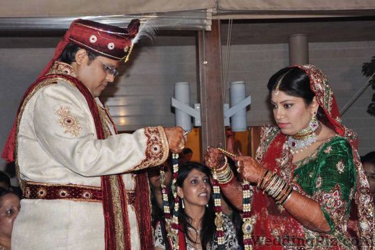 Prakash Digital Photos Photographers and Videographers weddingplz