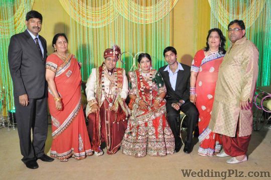 Prakash Digital Photos Photographers and Videographers weddingplz