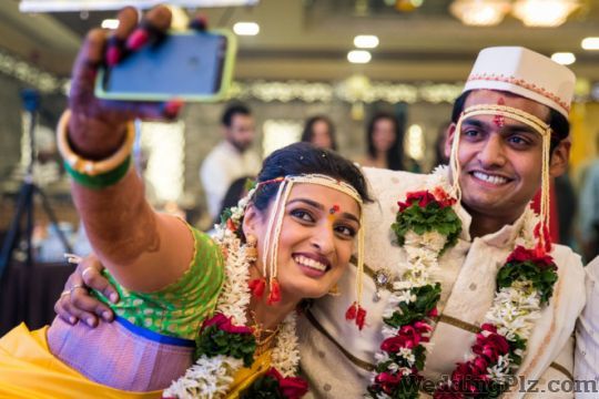 WhatKnot Photographers and Videographers weddingplz