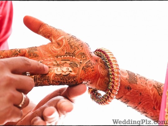 Flgroe Studios Photographers and Videographers weddingplz