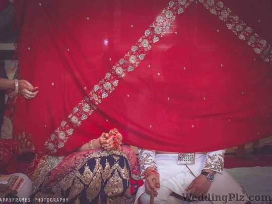 Happyframes Photography Photographers and Videographers weddingplz