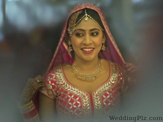 Happyframes Photography Photographers and Videographers weddingplz