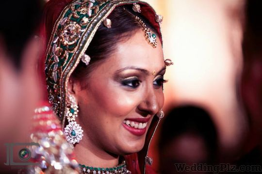 Iconic Clicks Photography Photographers and Videographers weddingplz