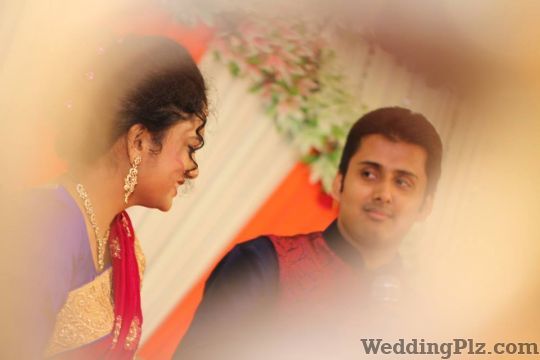 Sarvesh Sambare Photography Photographers and Videographers weddingplz