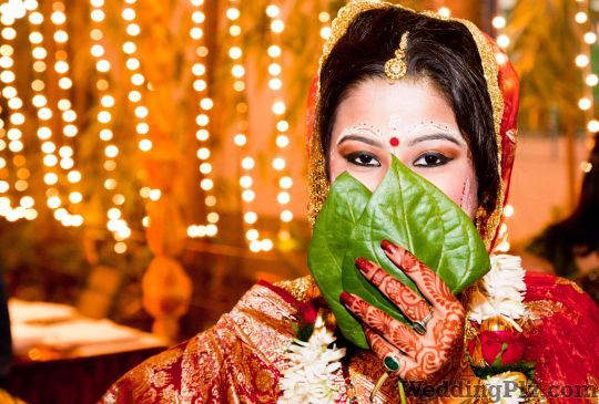 Prabuddha Ray Photography Photographers and Videographers weddingplz