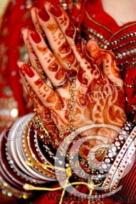 Chitra Studios Photographers and Videographers weddingplz