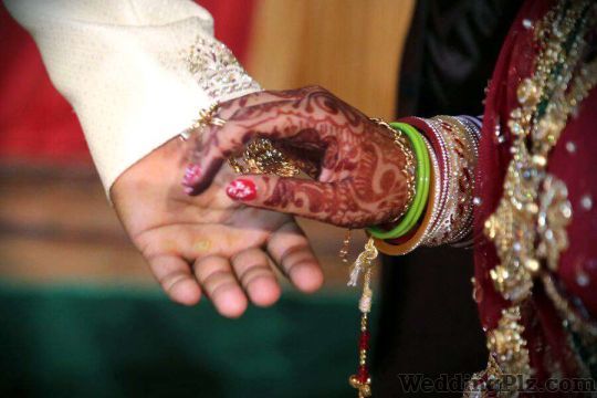 Arsh Portraits Photographers and Videographers weddingplz