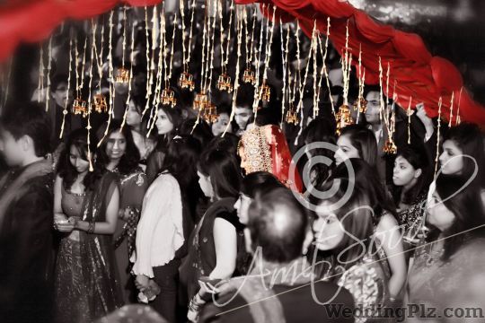 Roshan Studios Photographers and Videographers weddingplz