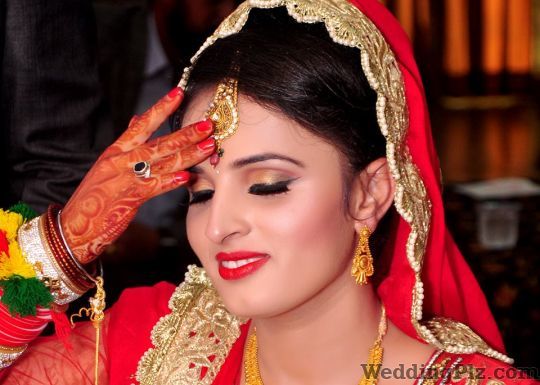 Honey Digital Studio and Photostate Photographers and Videographers weddingplz