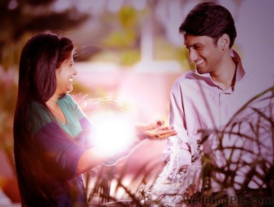 Lovely Hundal Photography Photographers and Videographers weddingplz