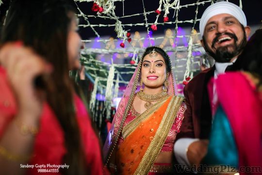 Sandeep Gupta Photography Photographers and Videographers weddingplz