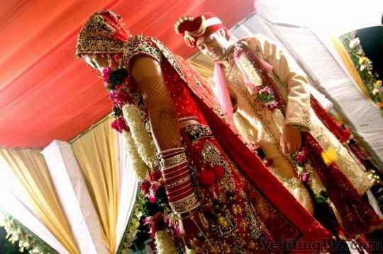 Hardev Arts Photography Photographers and Videographers weddingplz