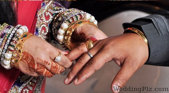 Speed Digital Color Lab and Studio Photographers and Videographers weddingplz