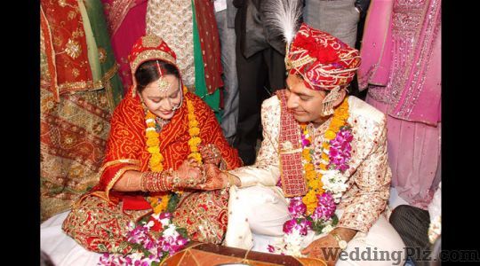Speed Digital Color Lab and Studio Photographers and Videographers weddingplz