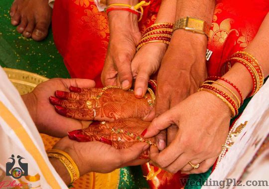 PhotoExit Photographers and Videographers weddingplz