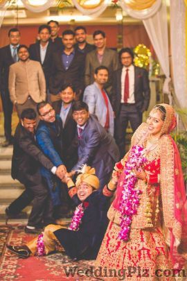 Photoshastra Photographers and Videographers weddingplz