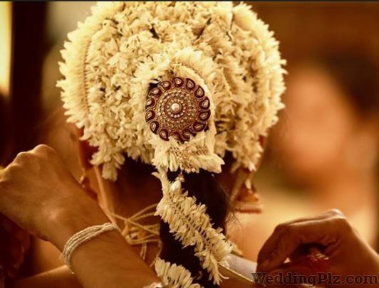 Deepak Studio Photographers and Videographers weddingplz