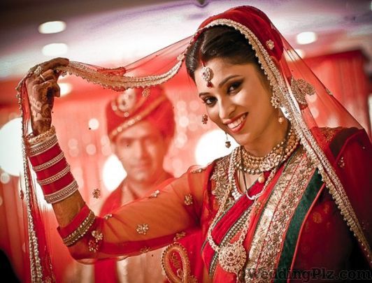 Vicky Studio Photographers and Videographers weddingplz
