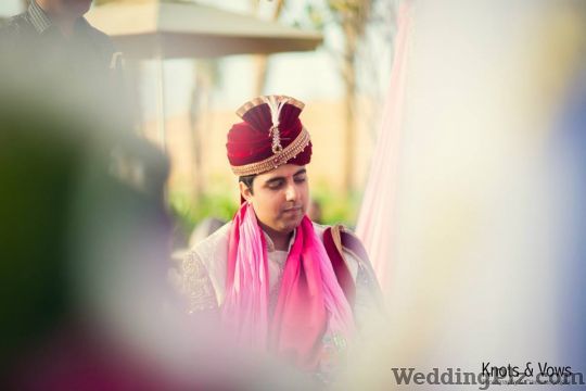 Knots and Vows Photographers and Videographers weddingplz
