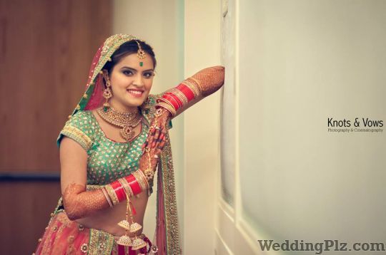 Knots and Vows Photographers and Videographers weddingplz