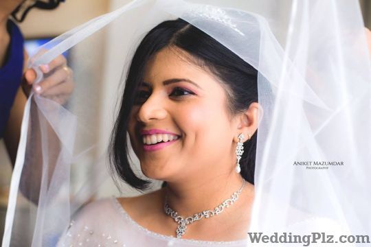 Aniket Mazumdar Photography Photographers and Videographers weddingplz