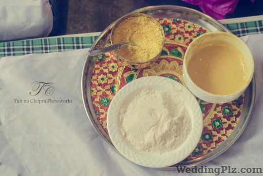 Tuhina Chopra Photoworks Photographers and Videographers weddingplz