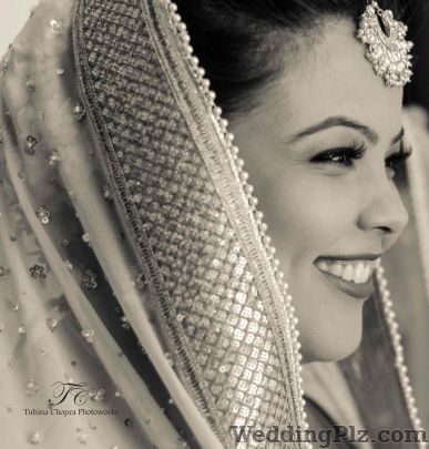 Tuhina Chopra Photoworks Photographers and Videographers weddingplz