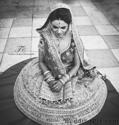 Tuhina Chopra Photoworks Photographers and Videographers weddingplz