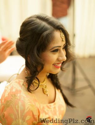 Candid Krazy Photographers and Videographers weddingplz