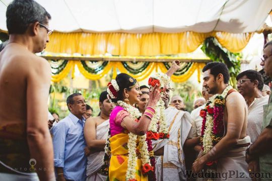 Into Candid Photography Photographers and Videographers weddingplz