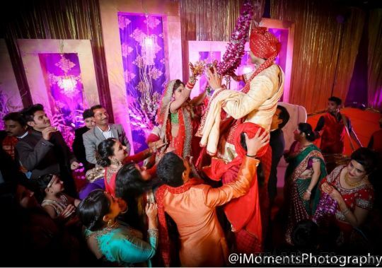iMomentsVideo Photographers and Videographers weddingplz