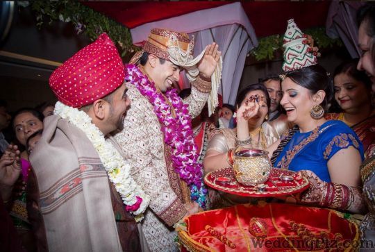 iMomentsVideo Photographers and Videographers weddingplz