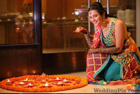 iMomentsVideo Photographers and Videographers weddingplz