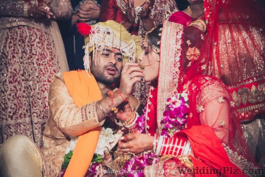 Candid Wedding Stories Photographers and Videographers weddingplz