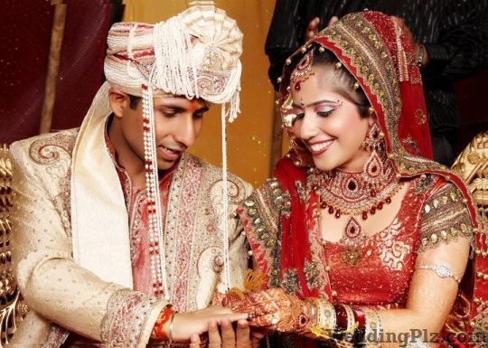 Kamal Studios Photographers and Videographers weddingplz