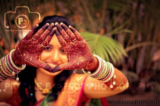 Frozen Memoriess Photographers and Videographers weddingplz