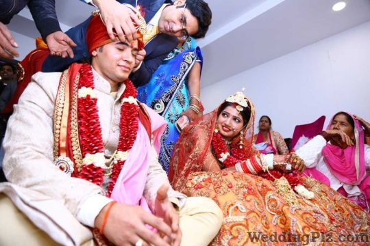 Deepak Singh Photography Photographers and Videographers weddingplz