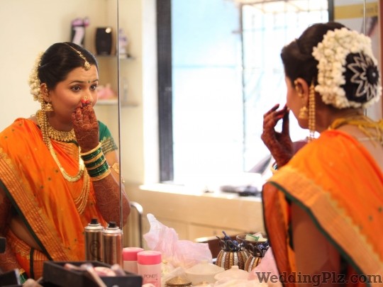 Dhwani Digital Vision Photography Photographers and Videographers weddingplz