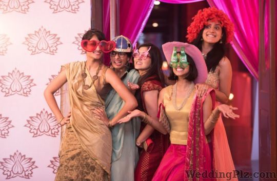 North Water Star Photographers and Videographers weddingplz