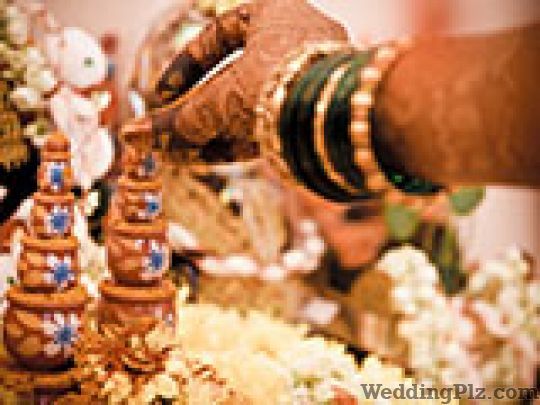 PicMe Studio Photographers and Videographers weddingplz