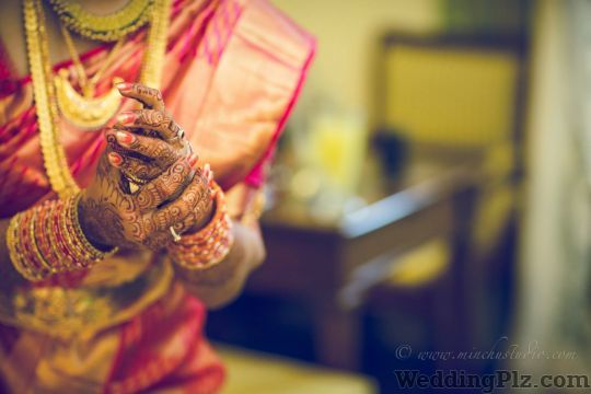 Minchu Studio Photographers and Videographers weddingplz