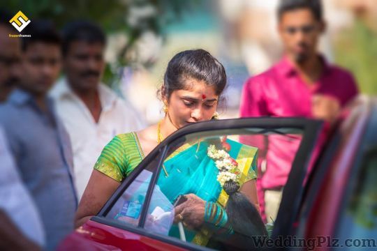 Frozen Frames Photographers and Videographers weddingplz
