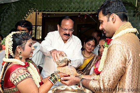 Glamour Photographics Photographers and Videographers weddingplz