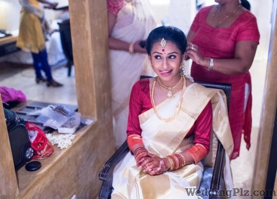 Saneesh Sukumaran Photography Photographers and Videographers weddingplz