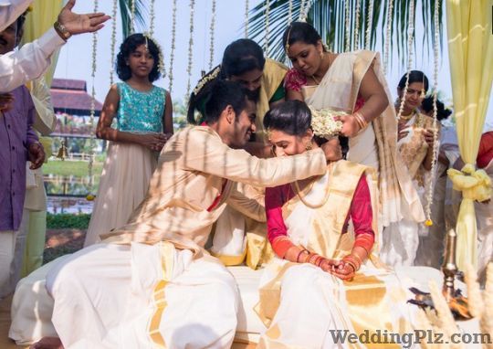 Saneesh Sukumaran Photography Photographers and Videographers weddingplz