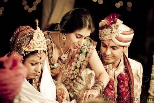 Dev S Photography Photographers and Videographers weddingplz