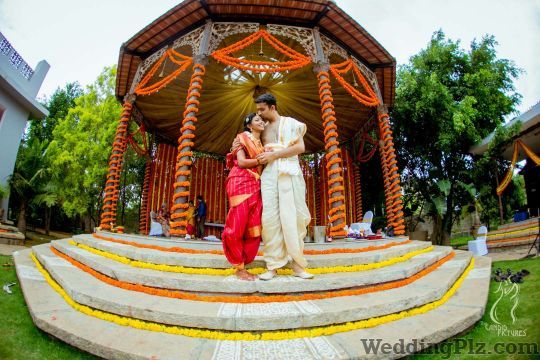 The Candid Pictures Photographers and Videographers weddingplz
